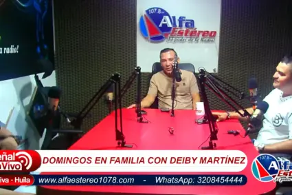 Domingos en Familia Deiby Martínez Cortés Periodista, con Eddy Esquivel, cantante. 13/09/26.